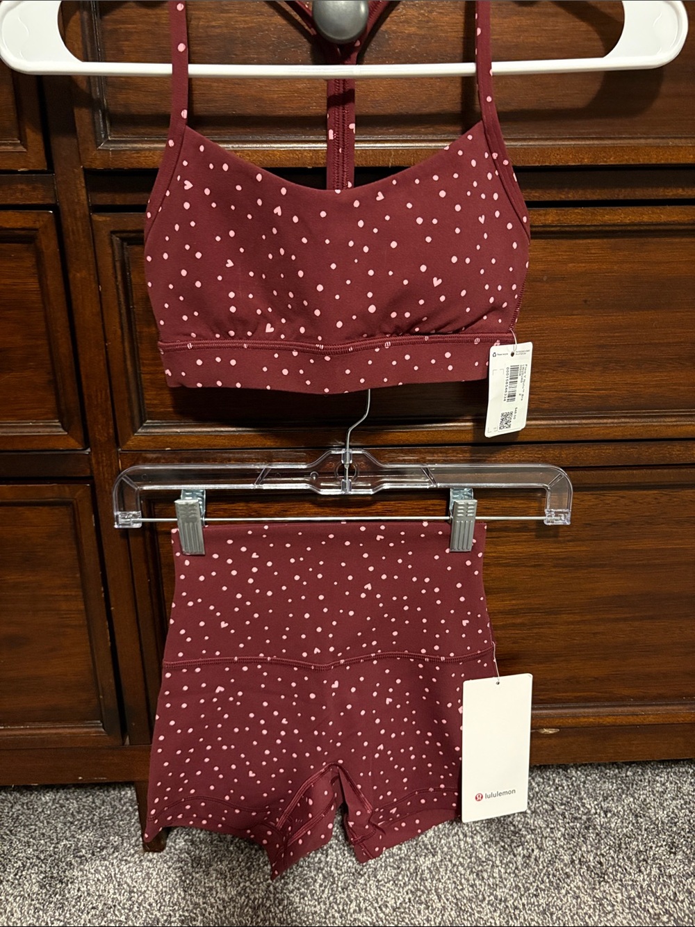 Lululemon Burgundy Heart Scatter Set